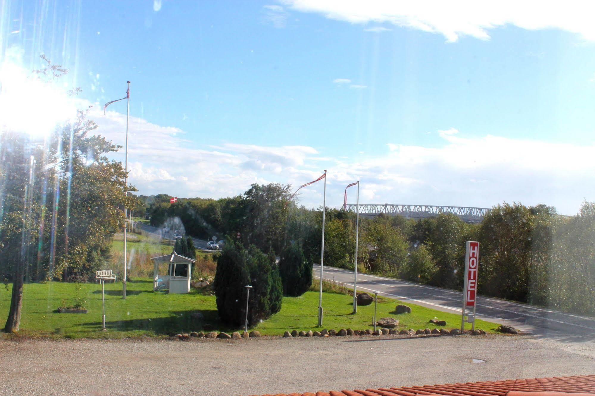 Hotel Medio Apartments Fredericia Buitenkant foto